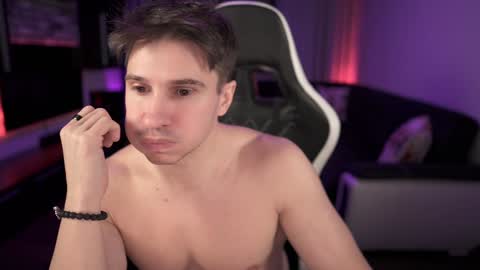 Dorian Reyes online show from 01-20-25, 10:59