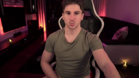 Dorian Reyes online show from 01-25-25, 02:15