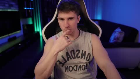 Dorian Reyes online show from 03-03-25, 10:42