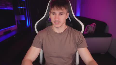 Dorian Reyes online show from 09-11-25, 09:04