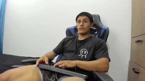 dorman_boy online show from 11-03-25, 02:35