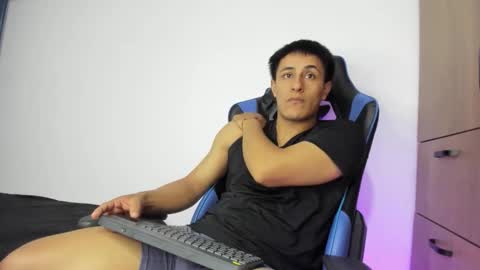 dorman_boy online show from 11-09-25, 05:06