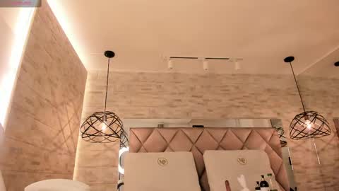  DOROTHY online show from 02-11-25, 03:40