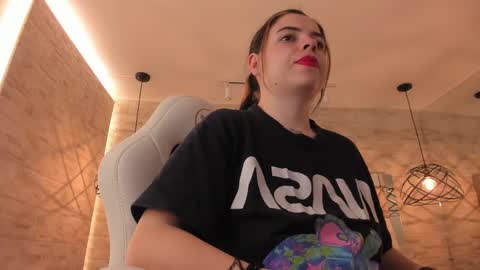  DOROTHY online show from 03-07-25, 03:29