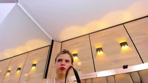  DOROTHY online show from 12-03-25, 04:09