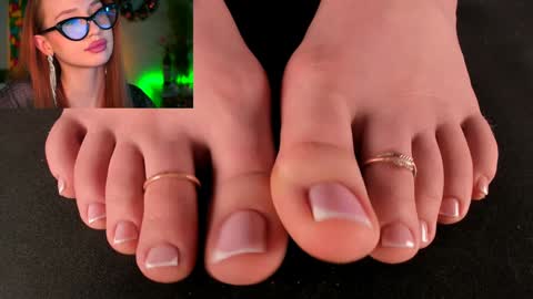 Snapshot of dorothygilbert chatting on 12-21-24, 03:31 Next stream November 24 online show from 12-21-24, 03:31