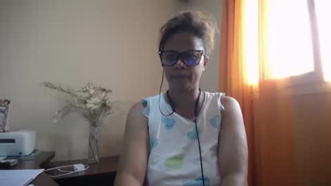 Snapshot of dorothyinsky chatting on 02-23-25, 01:32 DorothyInsky online show from 02-23-25, 01:32