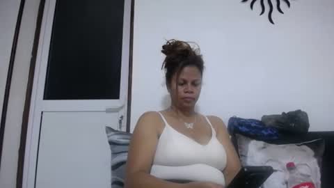 Snapshot of dorothyinsky chatting on 03-01-25, 04:44 DorothyInsky online show from 03-01-25, 04:44