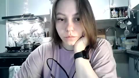 Dorrie Ann online show from 12-20-25, 05:31