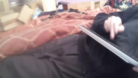 Hello  welcome to Slutsville  I am the Naked Chef  really  but you may call me Peter online show from 03-05-26, 11:39