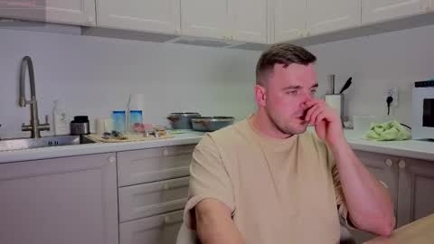 Sasha online show from 09-25-25, 09:51