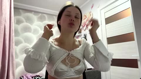 dotharlow online show from 04-02-26, 08:39