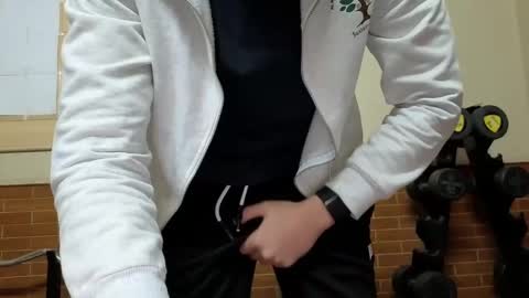 Snapshot of dotx90_fun chatting on 01-22-25, 09:13 Funlover online show from 01-22-25, 09:13