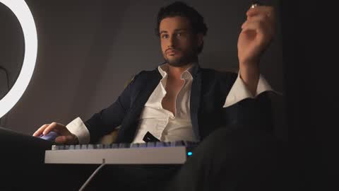 Keen online show from 03-05-25, 09:37