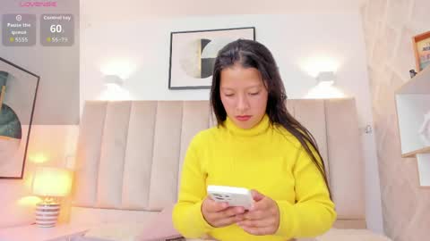Vall  Lufan  online show from 06-04-26, 07:09