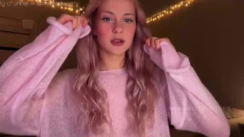 Lana  Eva  dont forget to give us a thumb up online show from 11-04-25, 12:59