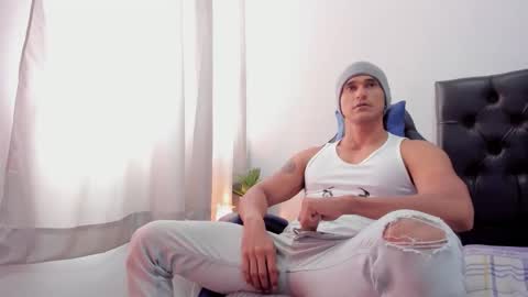 Snapshot of doublefun24 chatting on 06-08-26, 03:45 Isabella and Alessandro online show from 06-08-26, 03:45