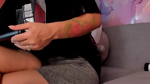 doublepleasure69_ online show from 09-10-25, 04:01