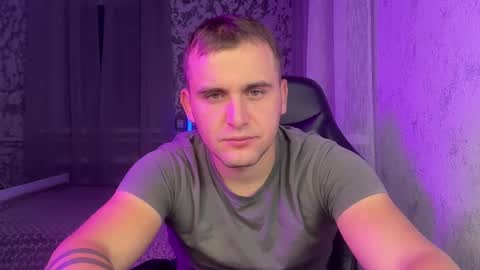 douglas_666 online show from 09-12-25, 07:25