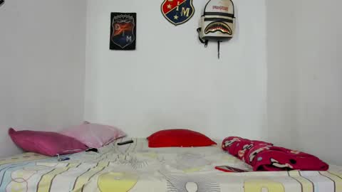 Snapshot of douglas_gallegos chatting on 12-11-24, 07:03 douglas_gallegos online show from 12-11-24, 07:03