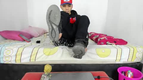 Snapshot of douglas_gallegos chatting on 12-12-24, 04:48 douglas_gallegos online show from 12-12-24, 04:48