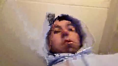 Snapshot of down2fuckyobitch chatting on 03-28-26, 03:39 down2fuckyobitch online show from 03-28-26, 03:39