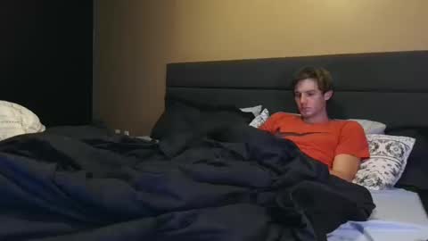 Snapshot of downforthemoney chatting on 10-14-25, 07:42 downforthemoney online show from 10-14-25, 07:42