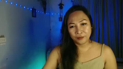 Snapshot of doyouwantme143 chatting on 10-24-25, 02:57 doyouwantme143 online show from 10-24-25, 02:57