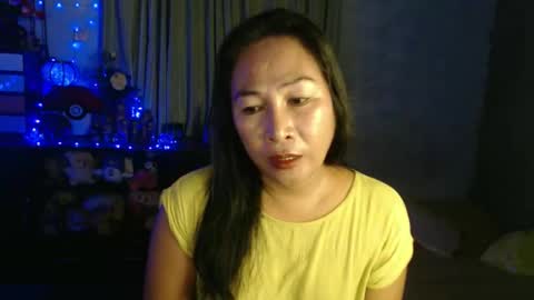 Snapshot of doyouwantme143 chatting on 04-16-26, 04:08 doyouwantme143 online show from 04-16-26, 04:08