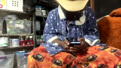 MrPirated online show from 03-08-25, 09:39