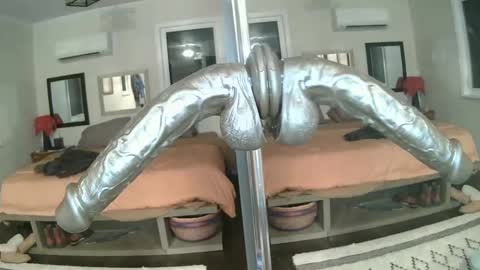 Snapshot of dpthroatorallybi chatting on 11-16-25, 11:43 dpthroatorallybi online show from 11-16-25, 11:43