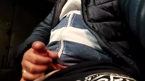 Snapshot of dr_house1 chatting on 11-03-25, 07:48 dr_house1 online show from 11-03-25, 07:48