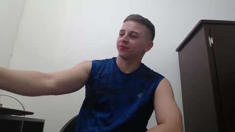 draco_boy2000 online show from 10-07-25, 10:07