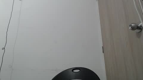 draco_boy2000 online show from 12-22-25, 09:12