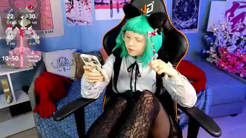 Draculaura online show from 05-06-26, 04:12