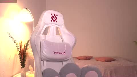 Lisbeth Salander online show from 10-28-25, 06:06