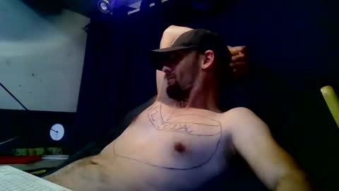 Snapshot of dragonoid96 chatting on 03-02-26, 08:32 lovemachine online show from 03-02-26, 08:32