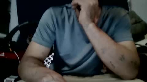 Snapshot of dragonoid96 chatting on 03-14-26, 09:15 lovemachine online show from 03-14-26, 09:15