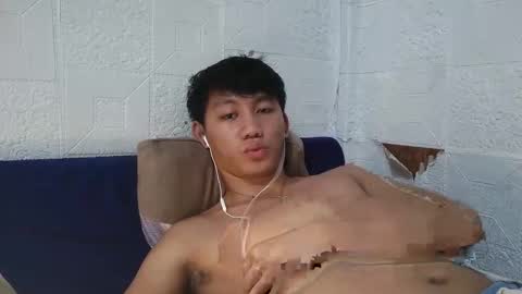 Snapshot of drain_me29 chatting on 10-14-25, 03:29 drain_me29 online show from 10-14-25, 03:29