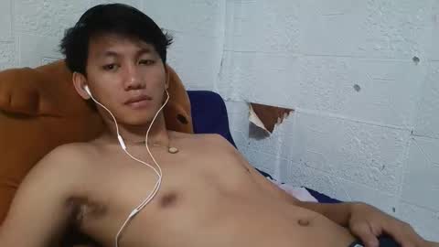 Snapshot of drain_me29 chatting on 10-25-25, 02:52 drain_me29 online show from 10-25-25, 02:52