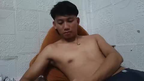 Snapshot of drain_me29 chatting on 11-13-25, 02:43 drain_me29 online show from 11-13-25, 02:43