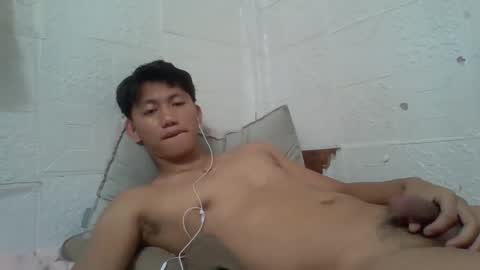 Snapshot of drain_me29 chatting on 11-23-25, 02:00 drain_me29 online show from 11-23-25, 02:00