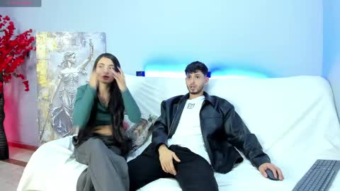 Snapshot of drake_and_zara chatting on 05-05-26, 12:02 Drake and Zara online show from 05-05-26, 12:02