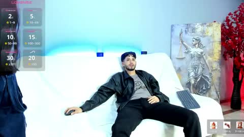 Snapshot of drake_and_zara chatting on 05-13-26, 12:35 Drake and Zara online show from 05-13-26, 12:35