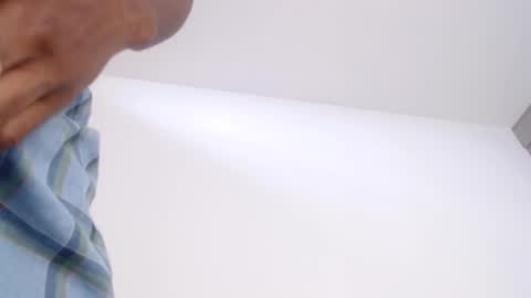 Drake 23 online show from 11-30-25, 03:27