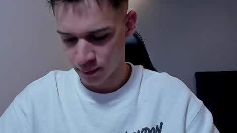 drake_carter1 online show from 05-04-26, 02:18