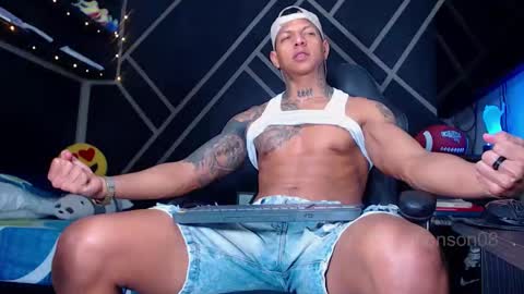 Snapshot of drake_jhonson08 chatting on 11-27-25, 05:31 Drake online show from 11-27-25, 05:31