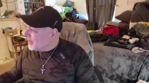 Snapshot of drake_r_darkrose chatting on 05-16-26, 03:22 Drake D Vamp aka Drake DarkRose online show from 05-16-26, 03:22