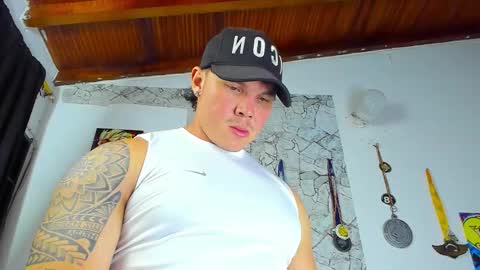 Snapshot of drake_xion1 chatting on 11-23-25, 01:27 drake_xion1 online show from 11-23-25, 01:27