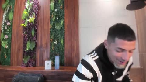 Drake Neuman online show from 09-26-25, 04:27